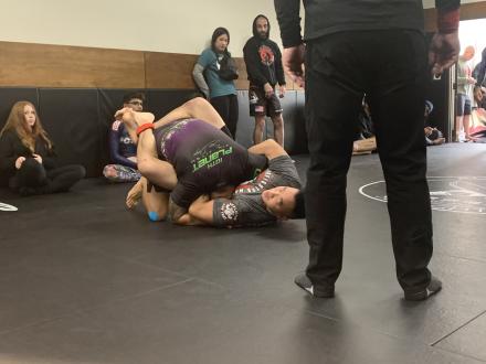 Albert Lee Match 3 - Guillotine