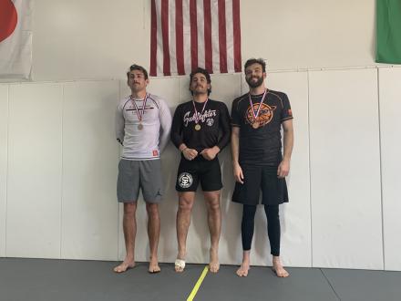 RJ takes 1st in Beginner 185