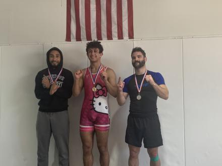 Gustavo takes 3rd in Beginner 155