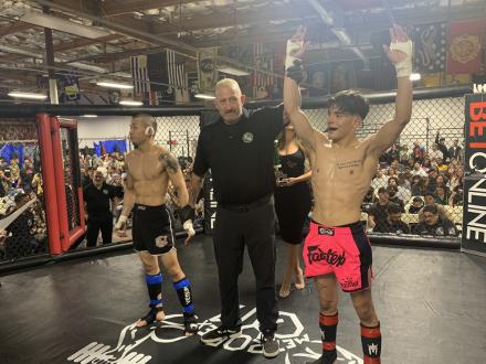 Salvador Elizararez wins via decision