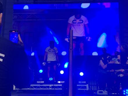 Cesar Dash making his entrance