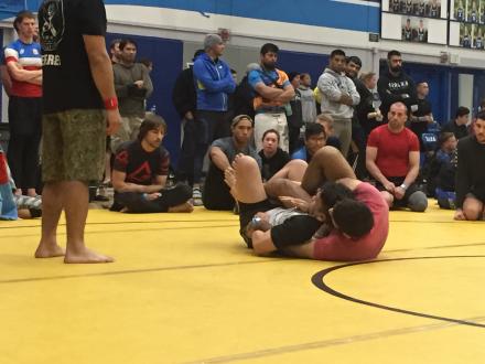 Tameem Hamoui working his crucifix game