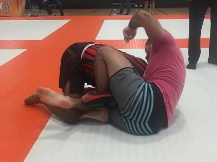 Tameem locking up the crucifix on his 3rd opponent